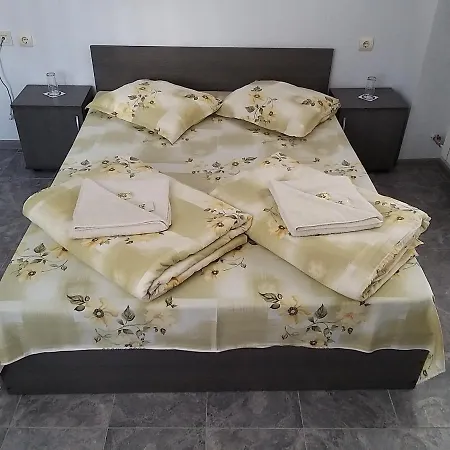 Rositsa Hotel